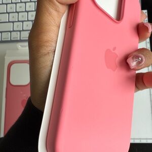 iPhone 15 pro case pink